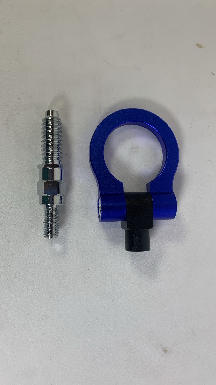 Towing hook European style car