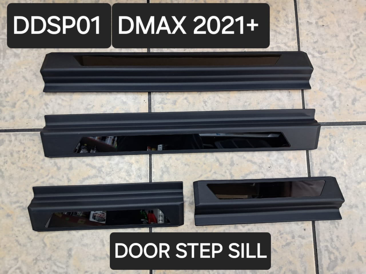 DMAX 2021+ DOOR STEP SILL